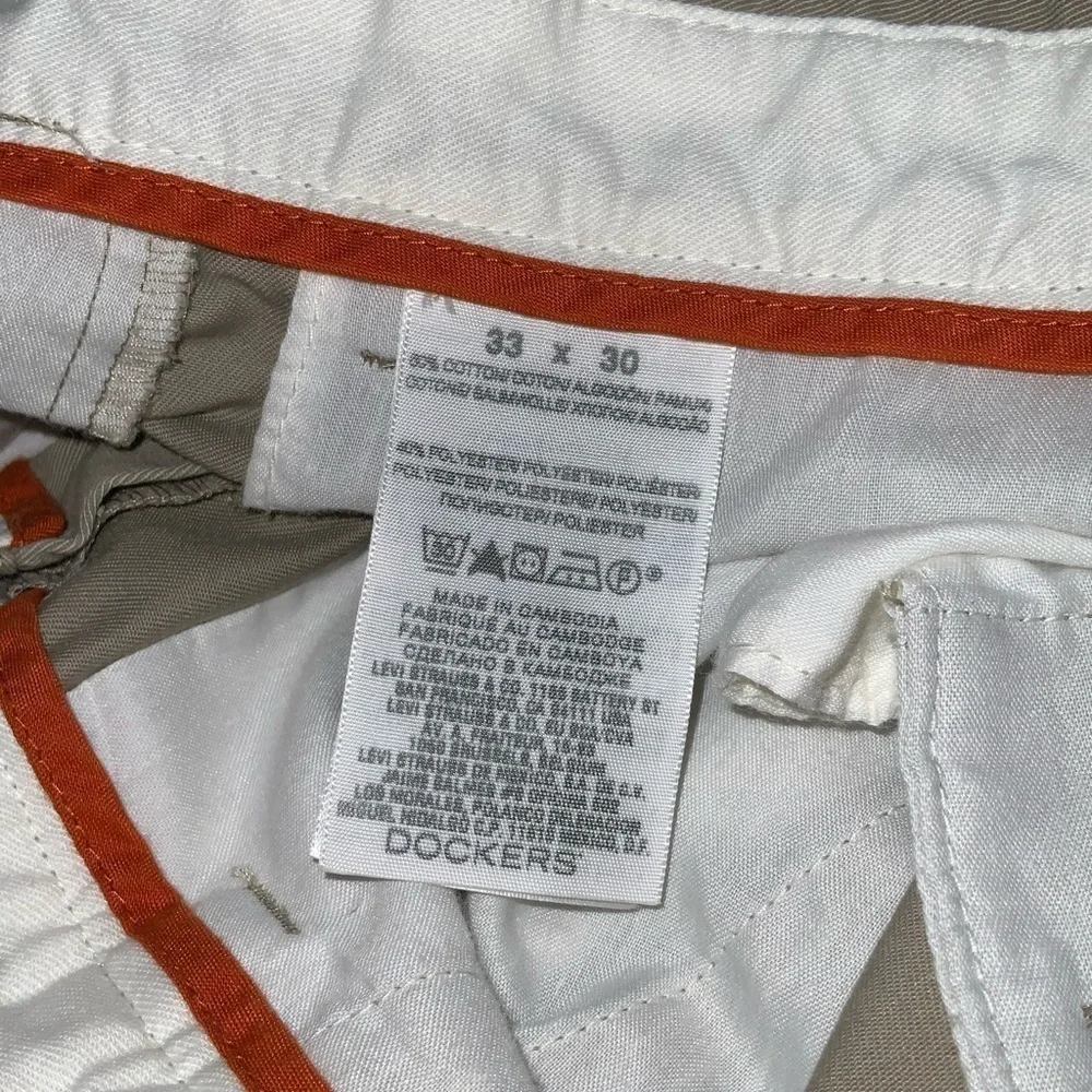 Dockers D3 Khaki Tan Flat Front Casual Work Pants 32X30